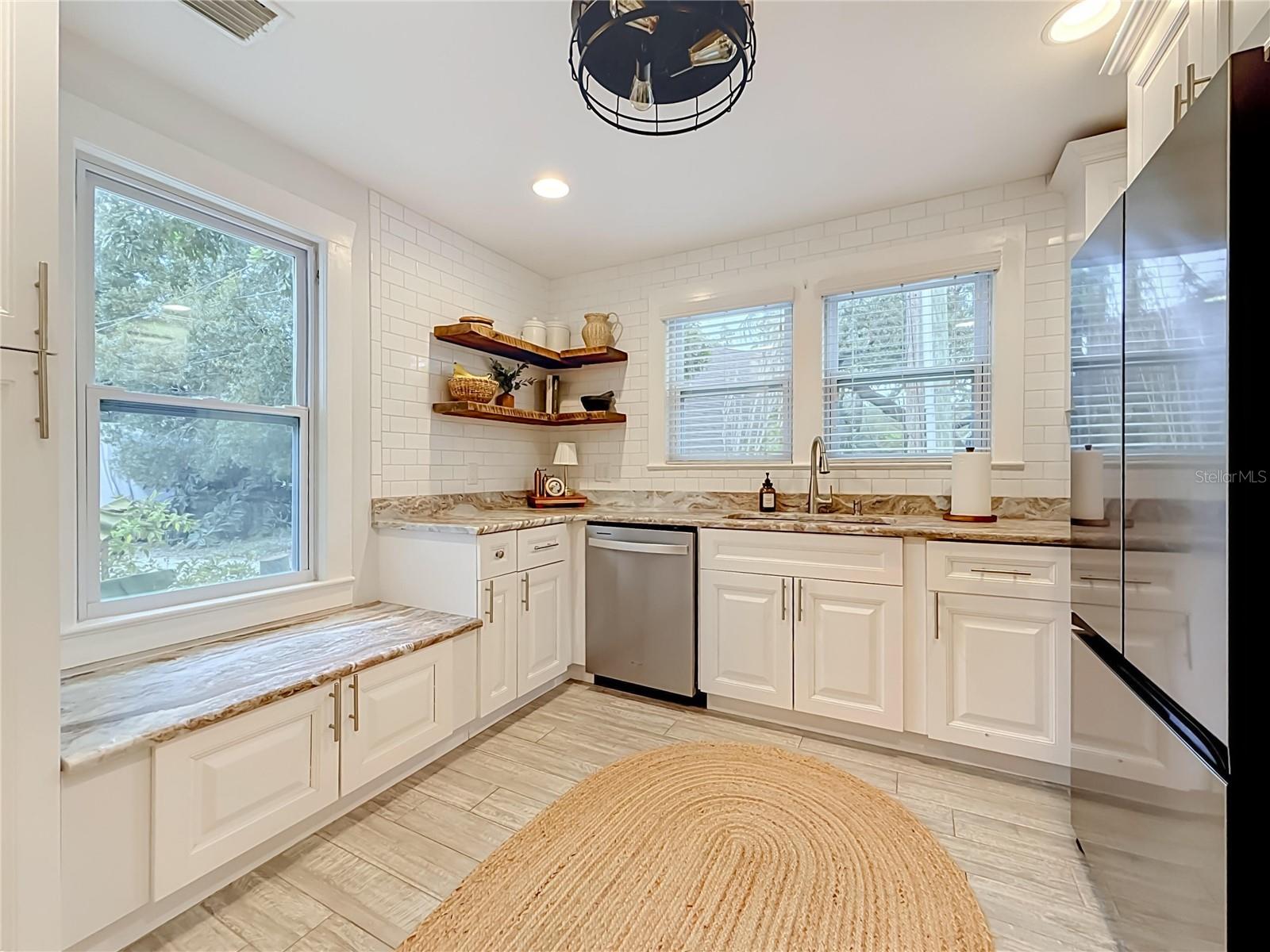 675 S VINCENT ST — photo 11