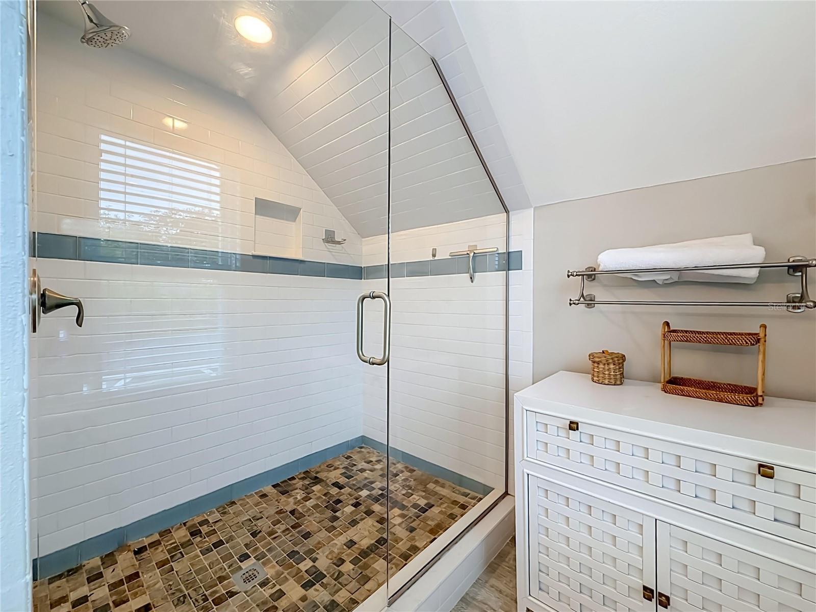 675 S VINCENT ST — photo 36