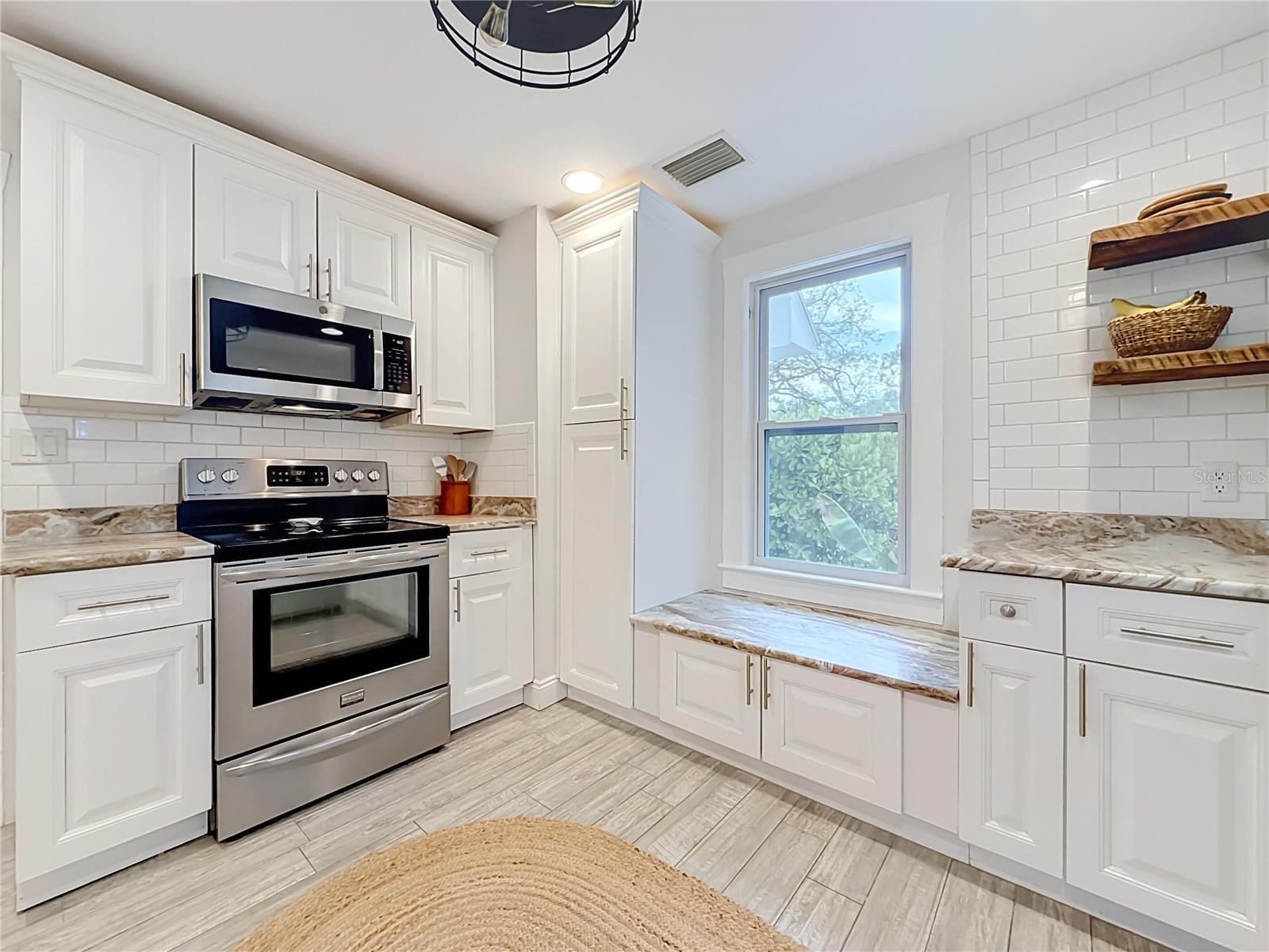 675 S VINCENT ST — photo 13