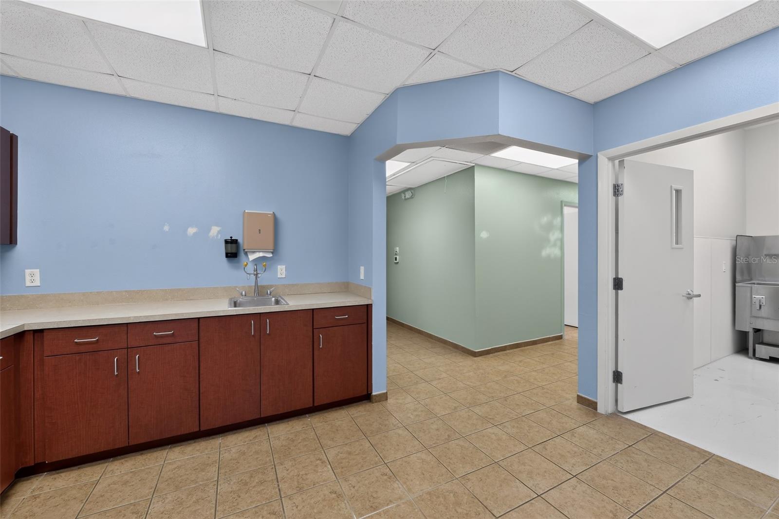 2555 PINELLAS POINT DR S — photo 36