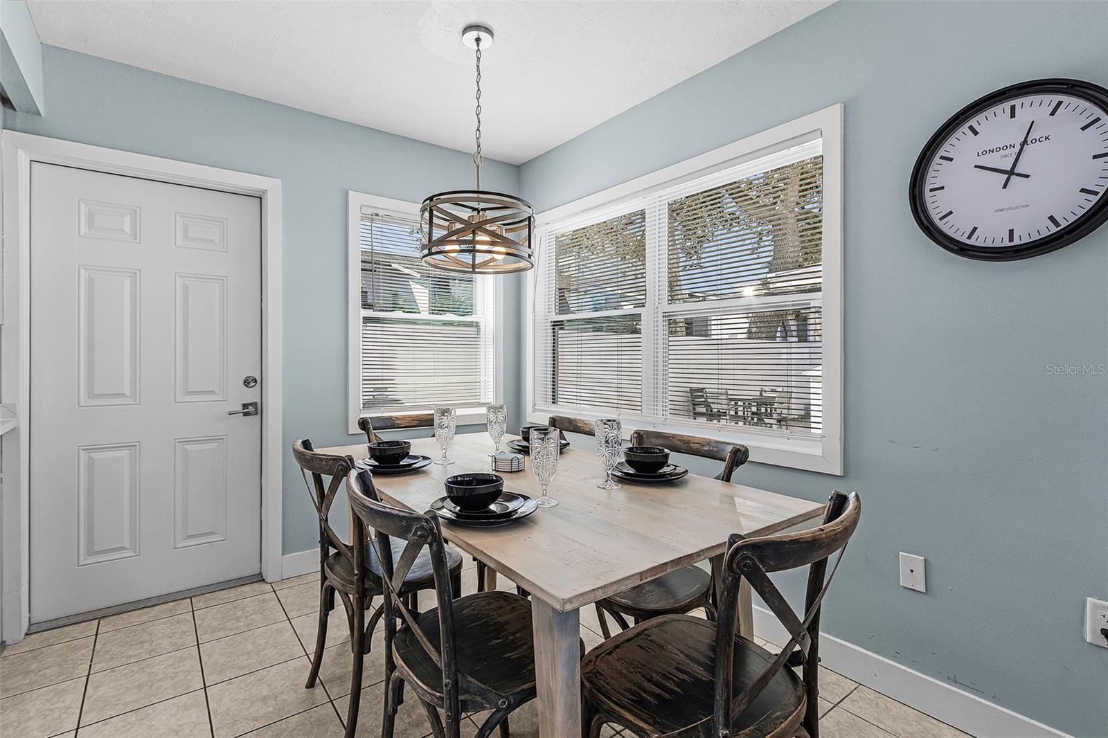 6020 MIDNIGHT PASS RD #49 — photo 9