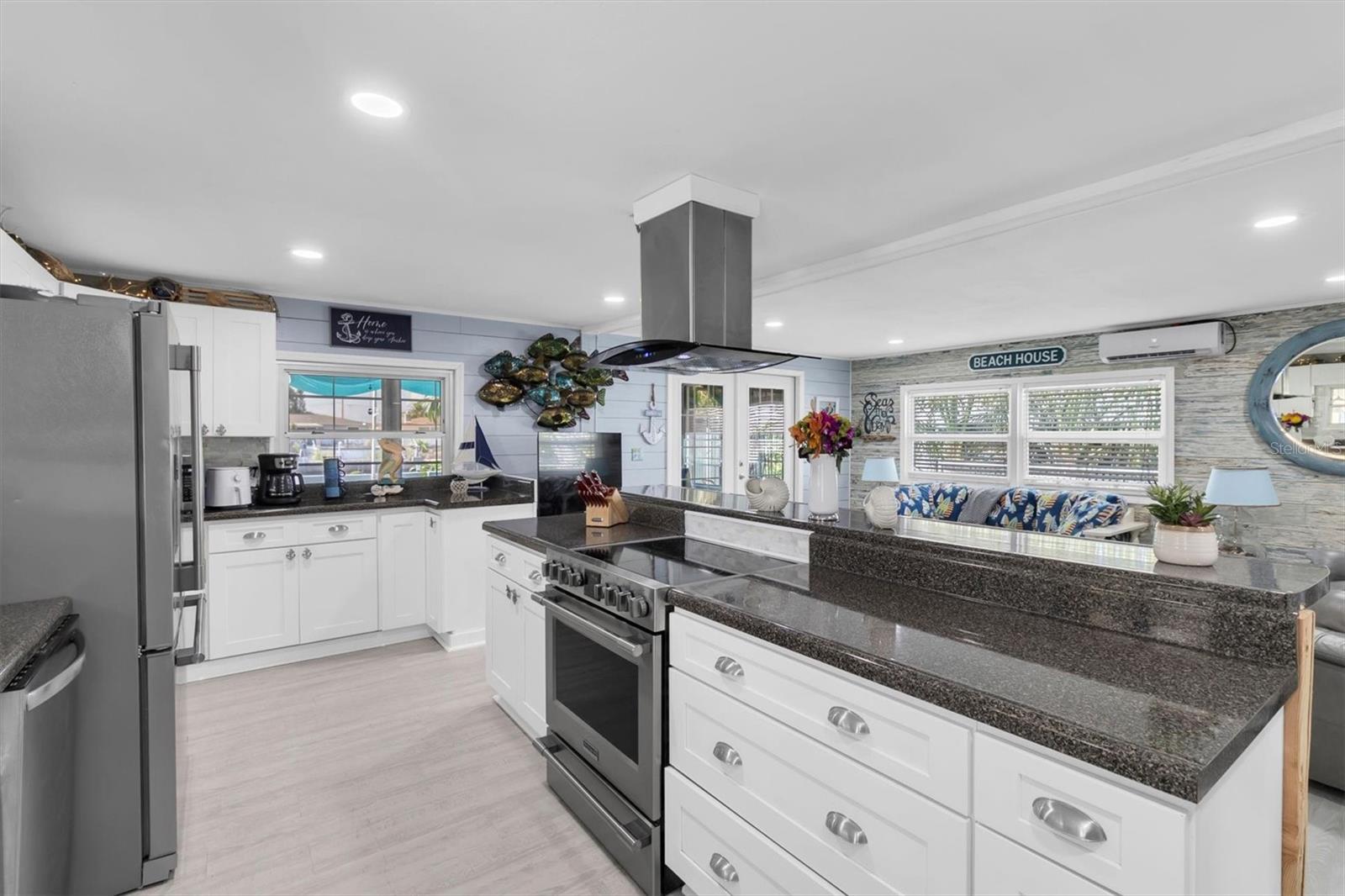 6630 TOWER DR — photo 12
