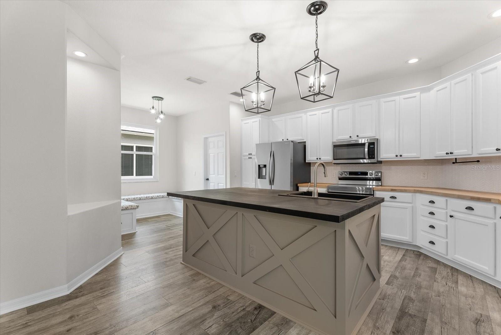 12211 23RD ST E — photo 10