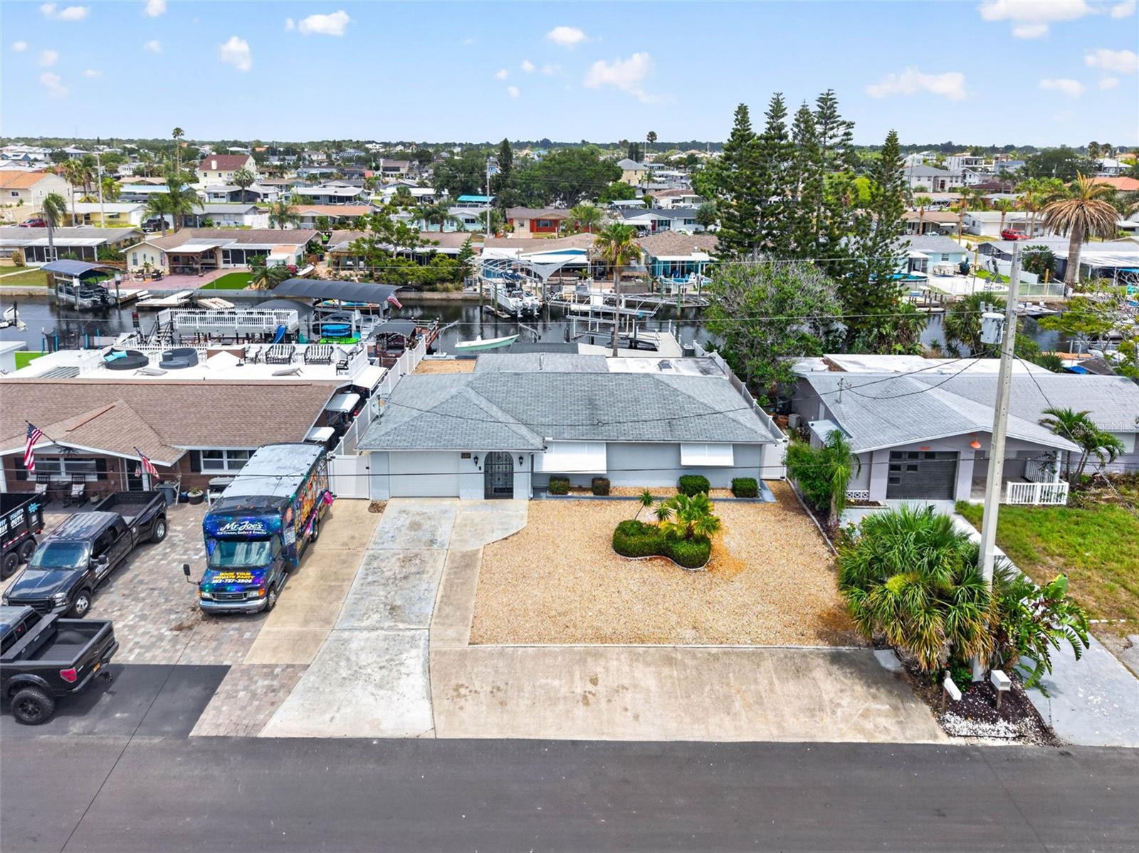 13626 JENNITA DR — photo 40
