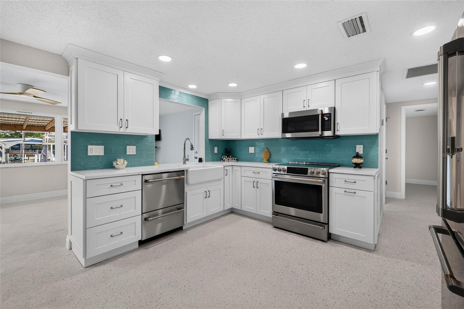 13626 JENNITA DR — photo 6