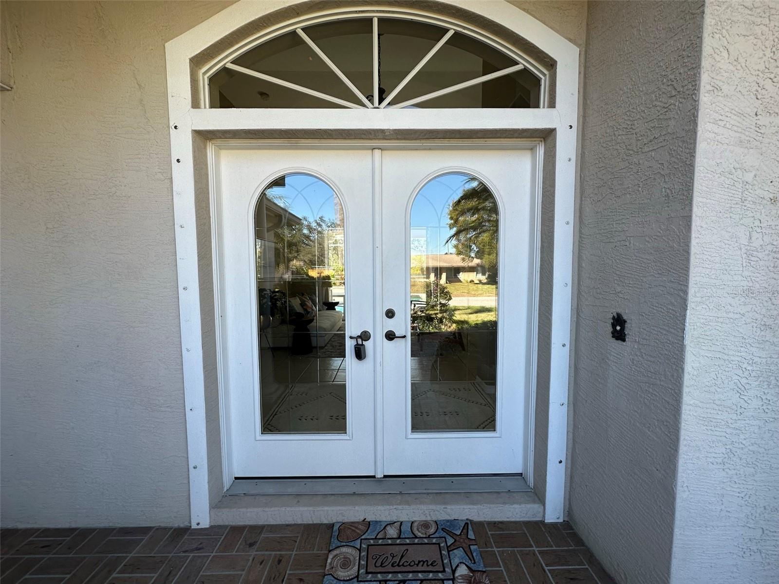 4580 CRYSTAL RD — photo 3