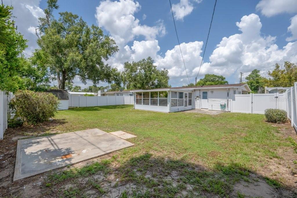1105 N PARSONS AVE — photo 26