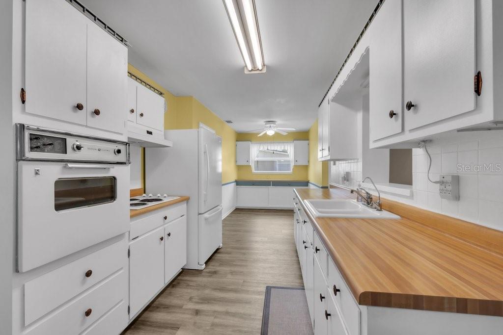 1105 N PARSONS AVE — photo 21