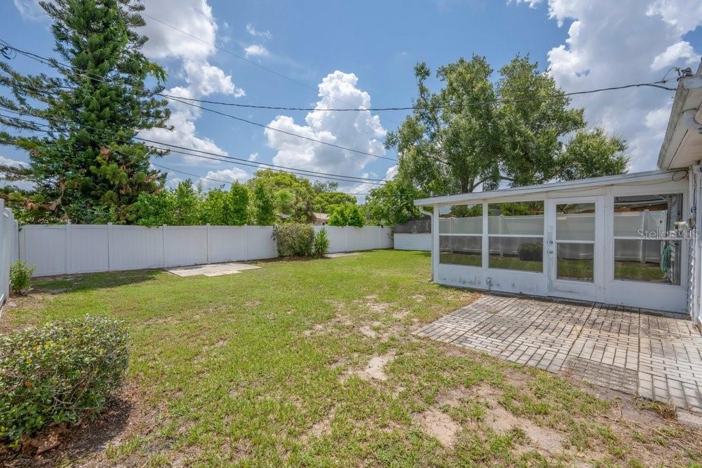 1105 N PARSONS AVE — photo 25