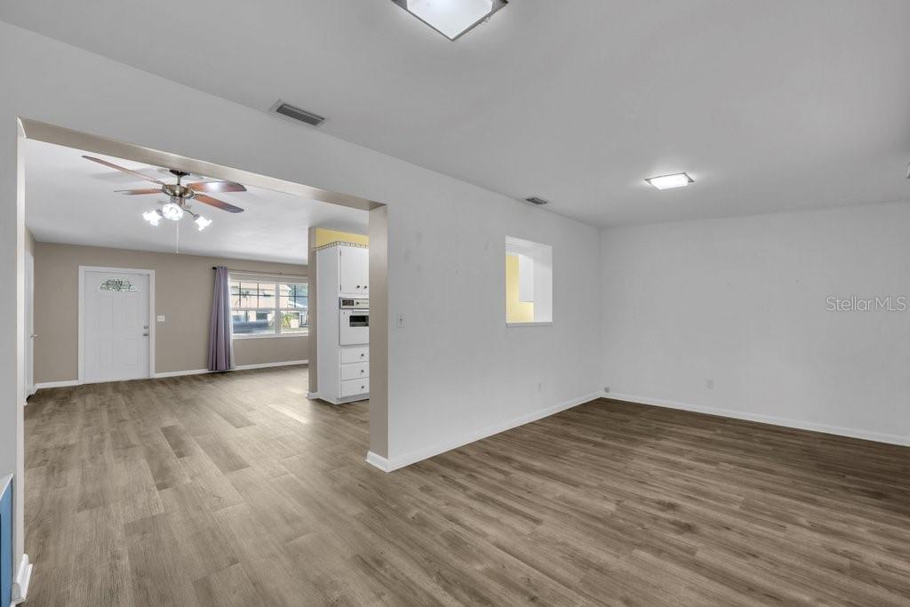 1105 N PARSONS AVE — photo 11