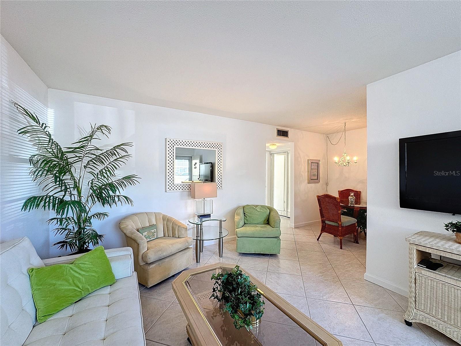 210 PARK BLVD N #129 — photo 4