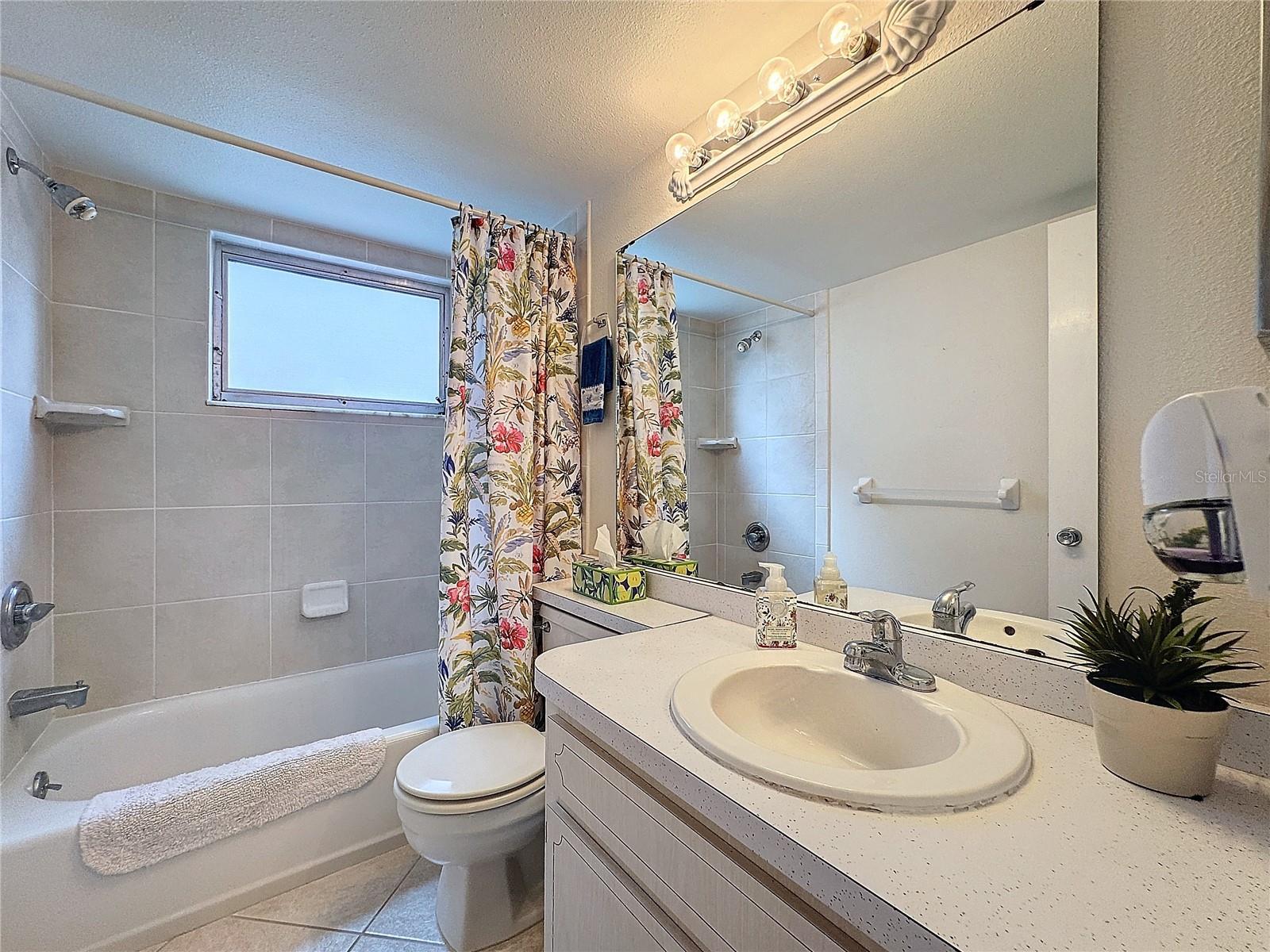210 PARK BLVD N #129 — photo 12