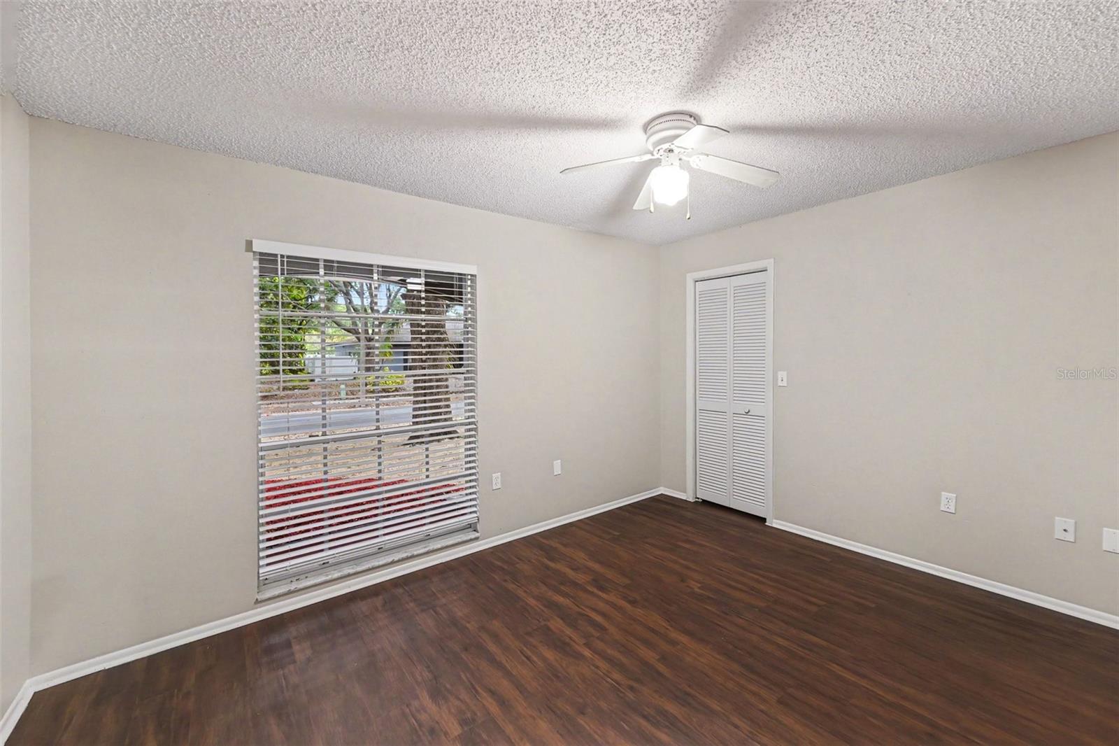 2431 GROVE RIDGE DR — photo 22