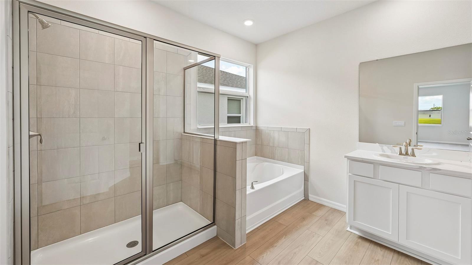 10429 WOODLAND GARDEN WAY — photo 18