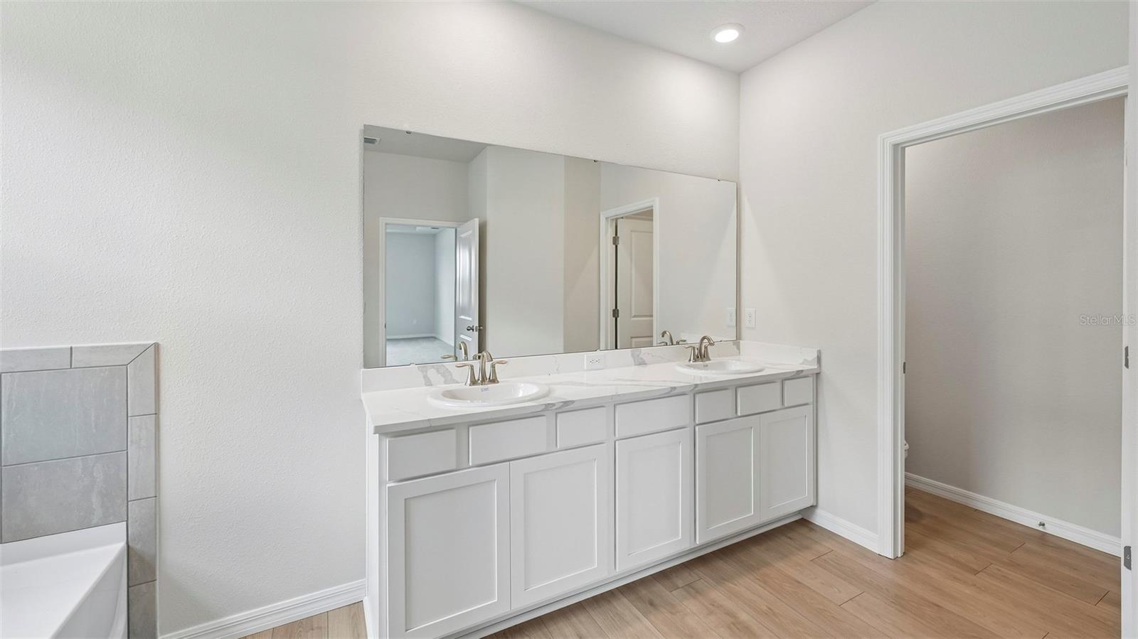 10429 WOODLAND GARDEN WAY — photo 17