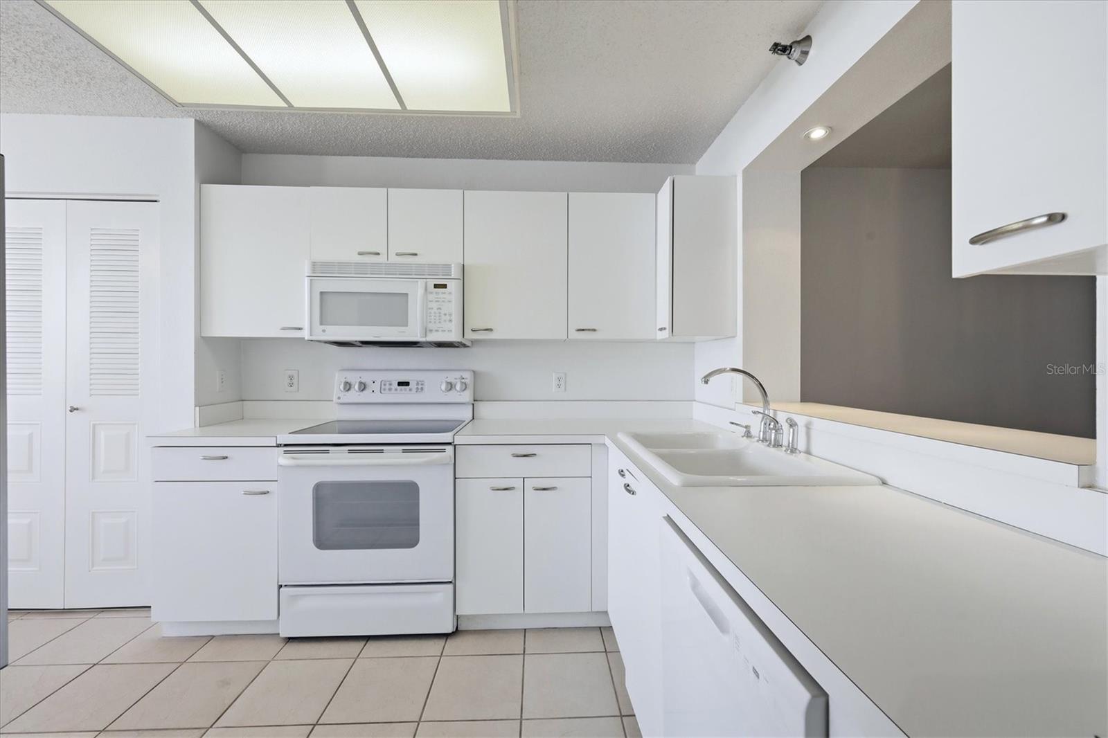 3740 PINEBROOK CIR #207 — photo 6