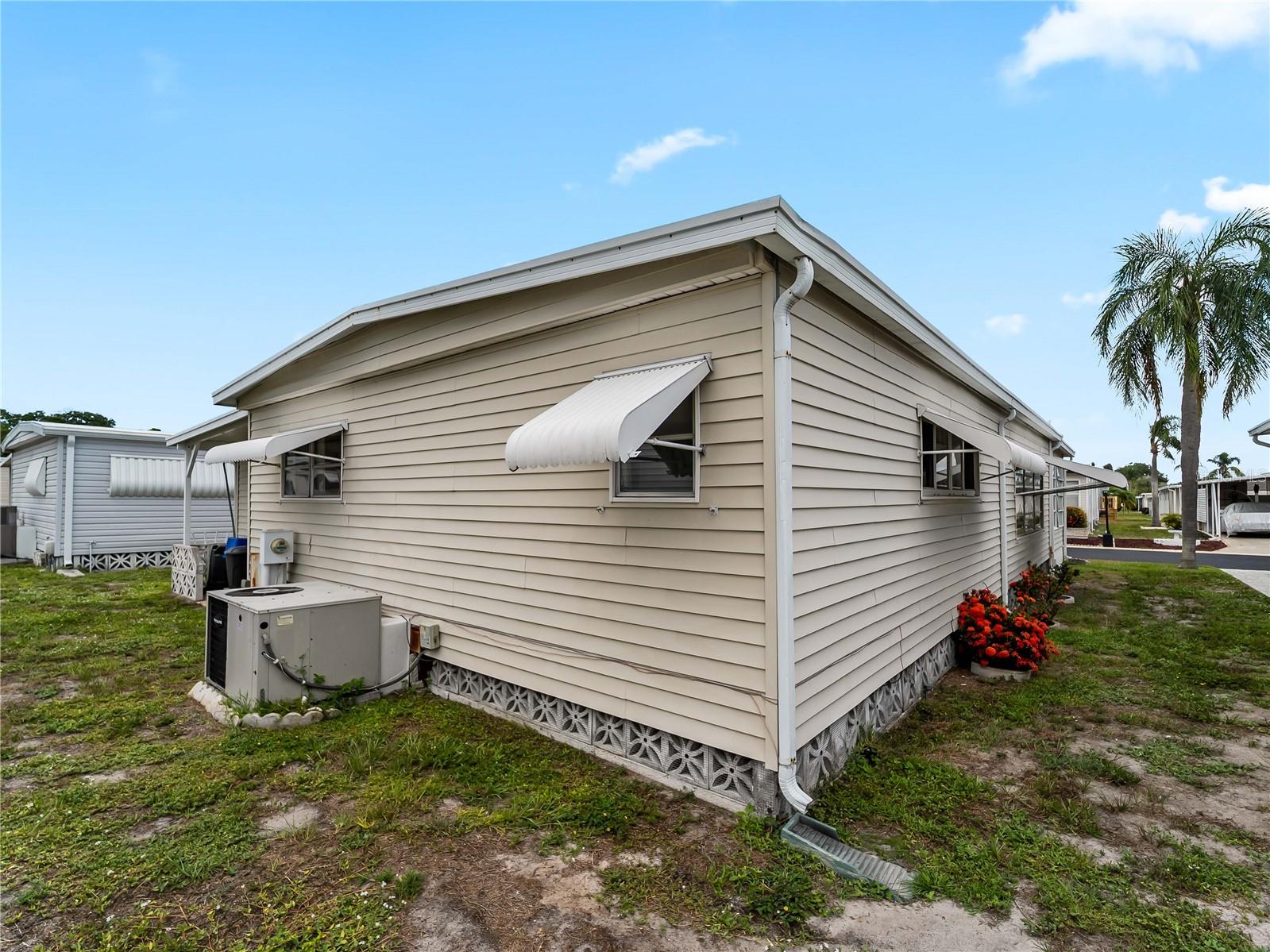 3226 SWEET BAY TER — photo 34