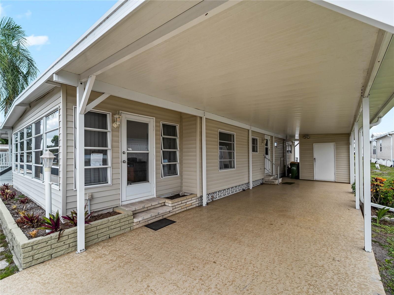 3226 SWEET BAY TER — photo 4