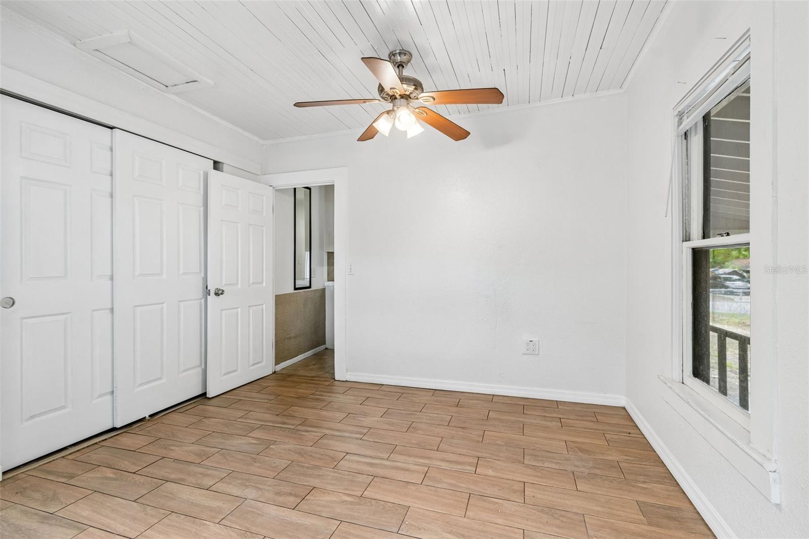 1363 TIOGA AVE — photo 9