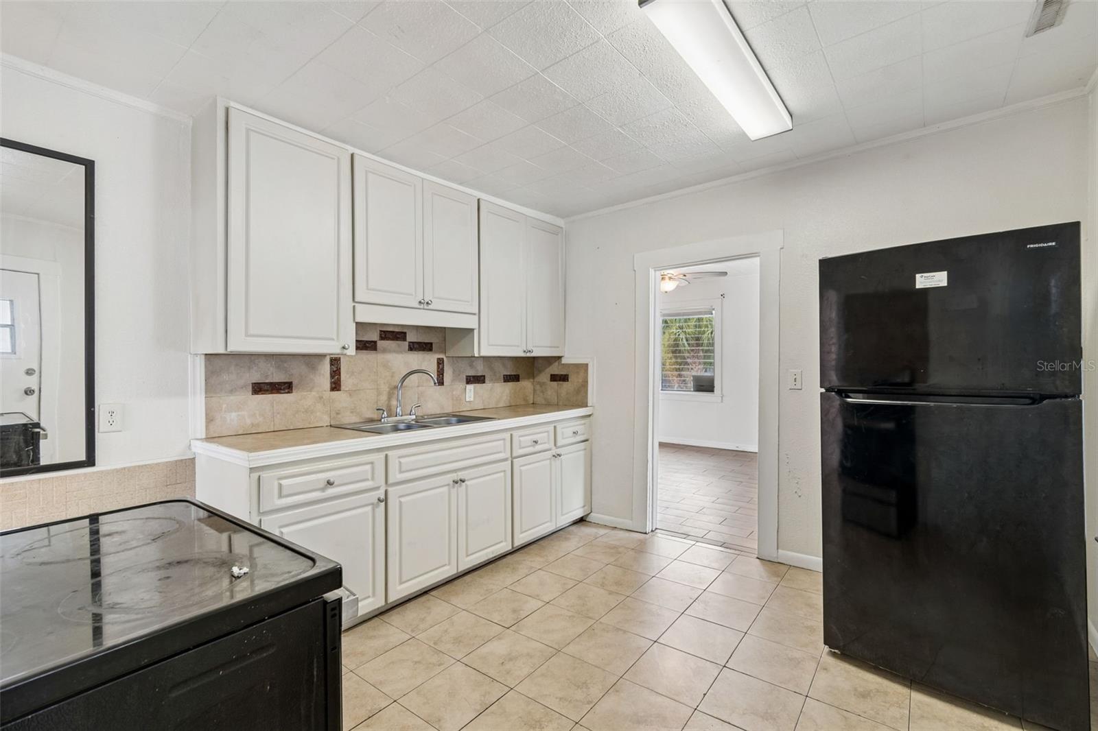 1363 TIOGA AVE — photo 5