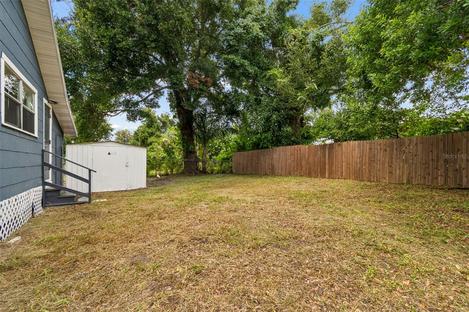 1363 TIOGA AVE — photo 16