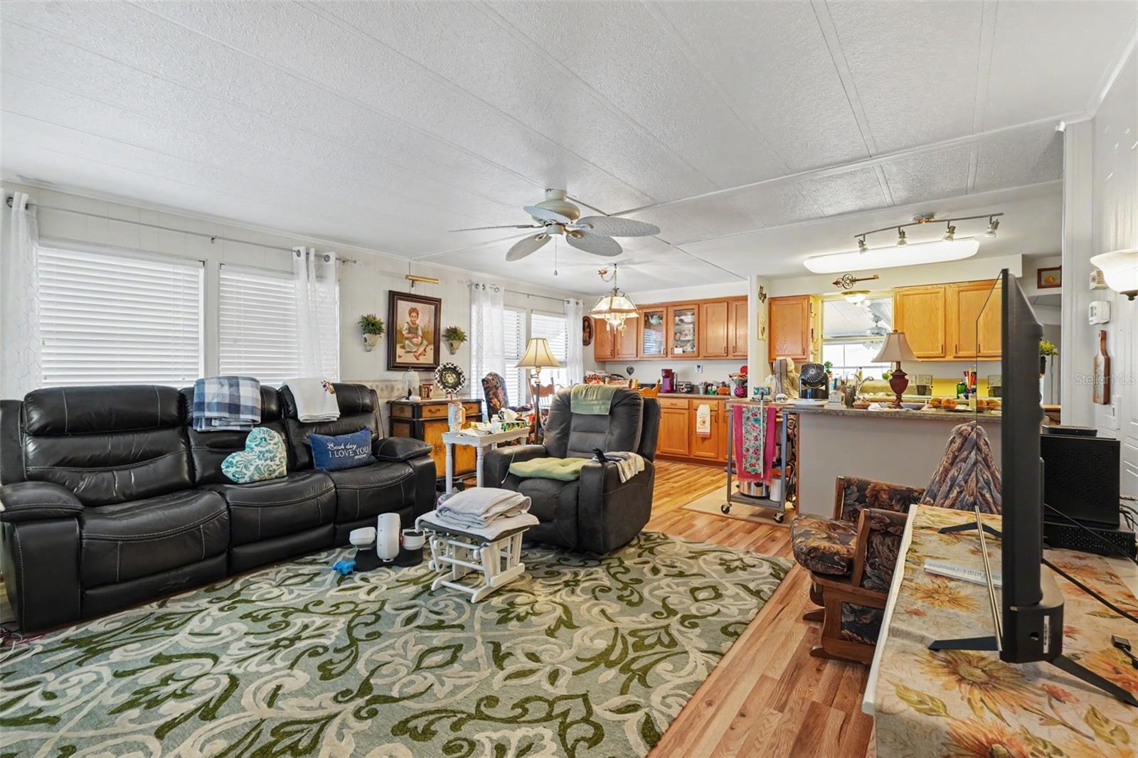 6523 KANSAS ST — photo 30