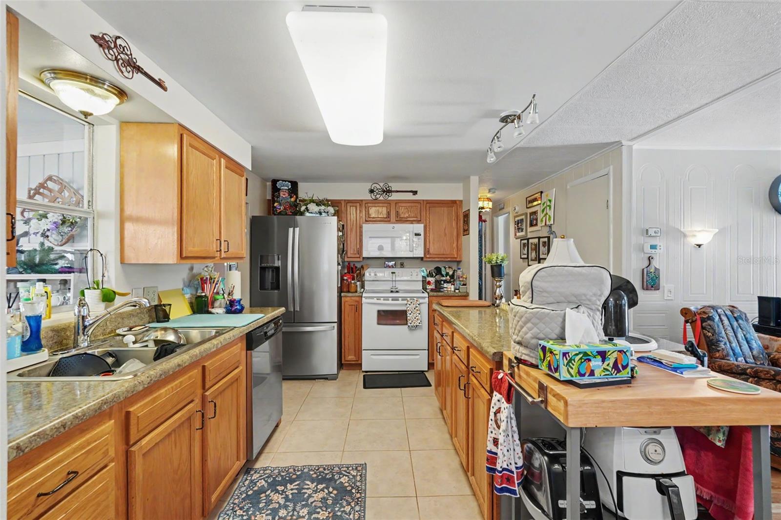 6523 KANSAS ST — photo 22