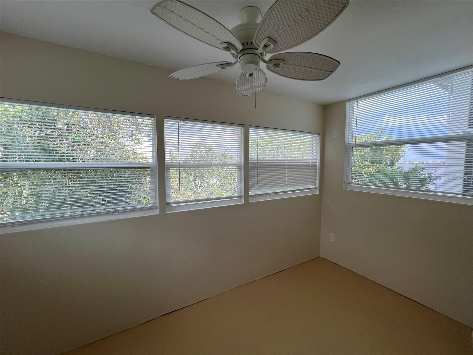 4403 7TH ST E #7 — photo 31