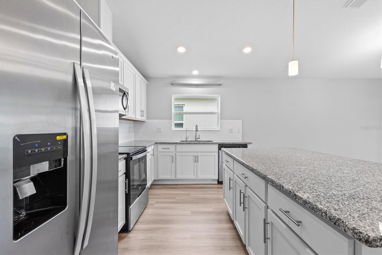 9972 MESIC WOODS AVE — photo 12
