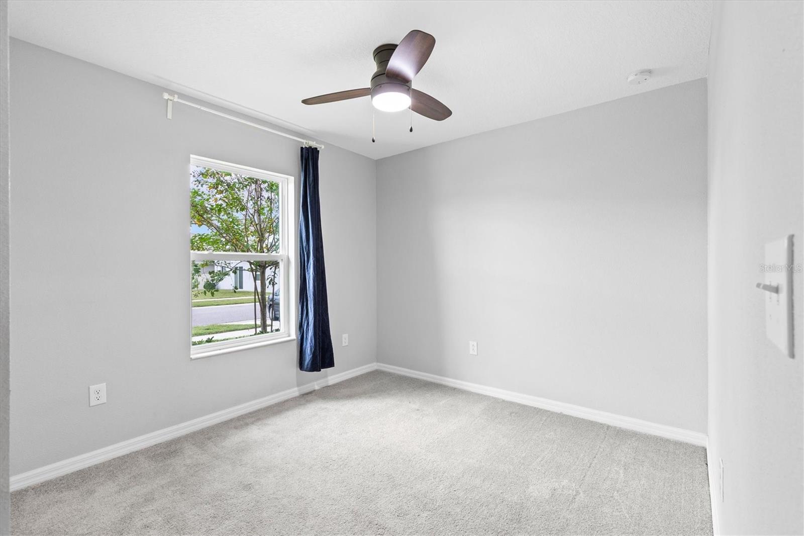 9972 MESIC WOODS AVE — photo 27
