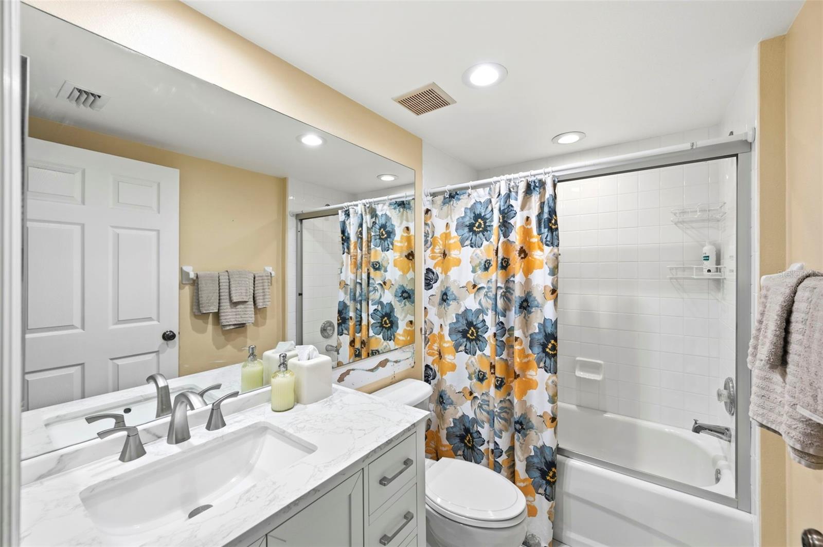 1200 COUNTRY CLUB DR #2205 — photo 24