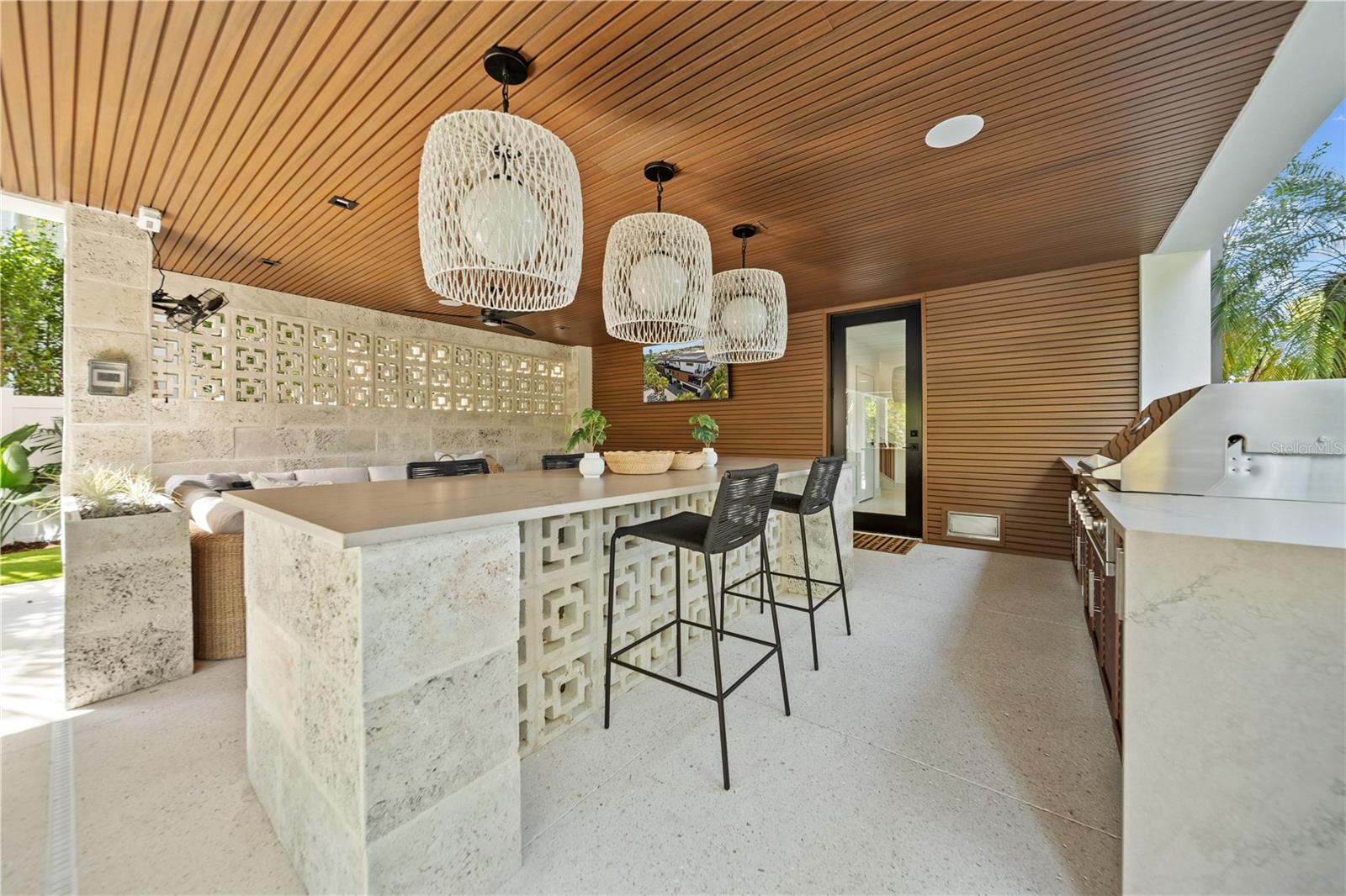411 PALM AVE — photo 59