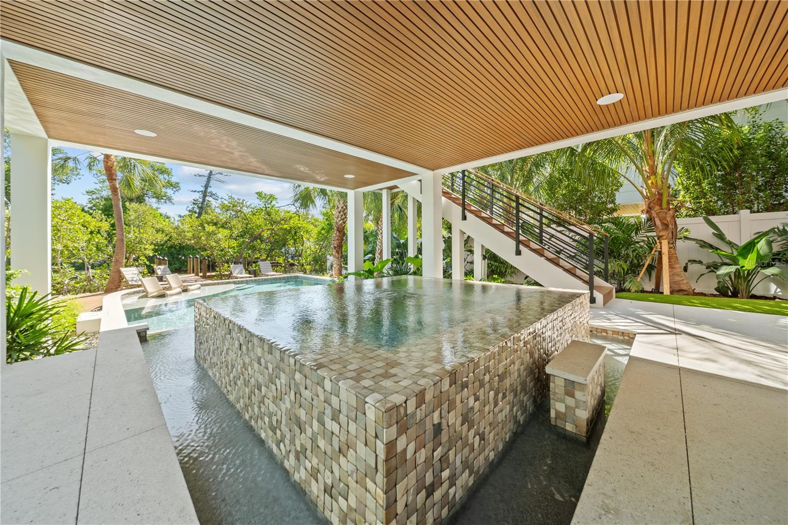 411 PALM AVE — photo 61