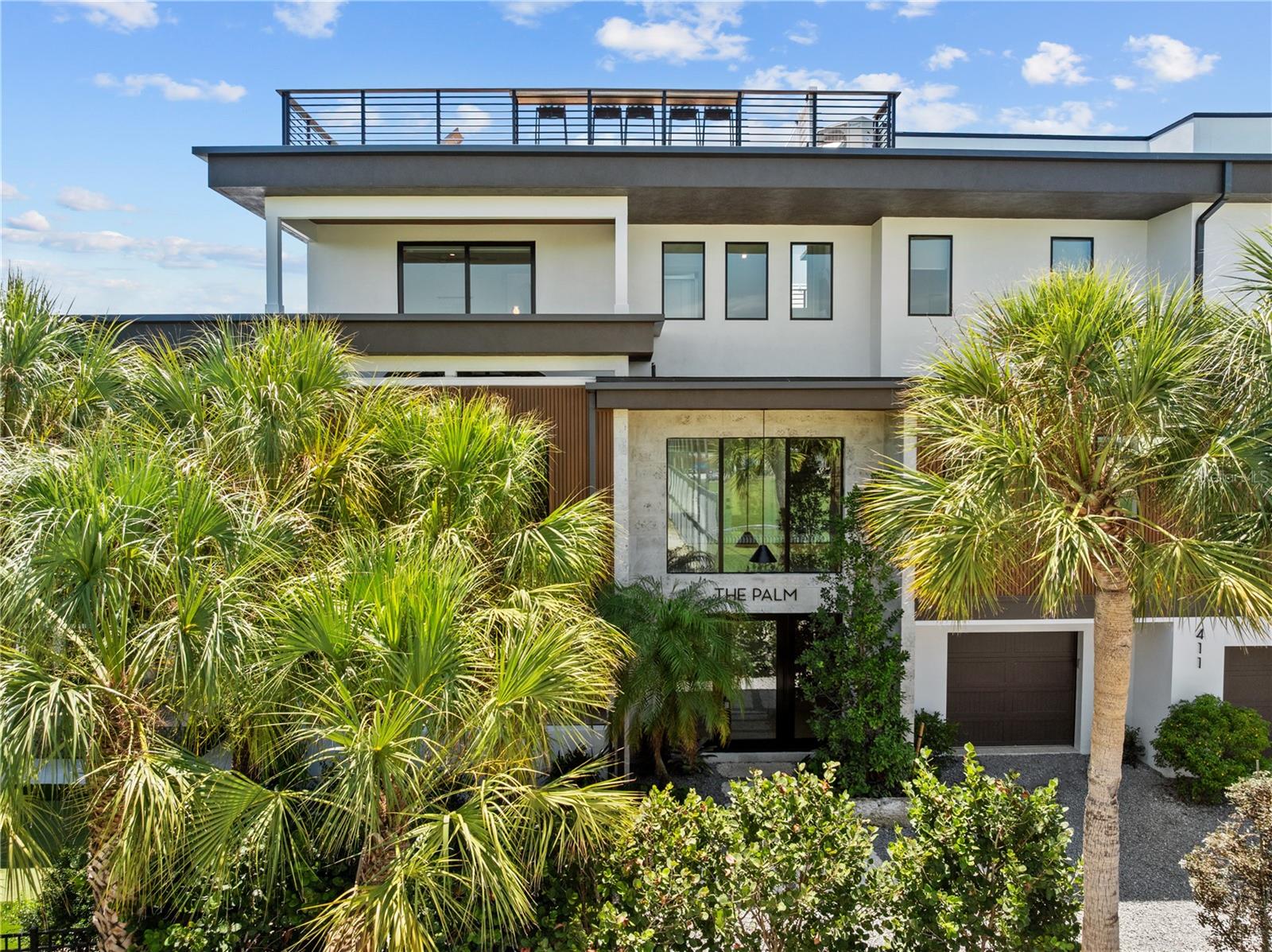 411 PALM AVE — photo 2