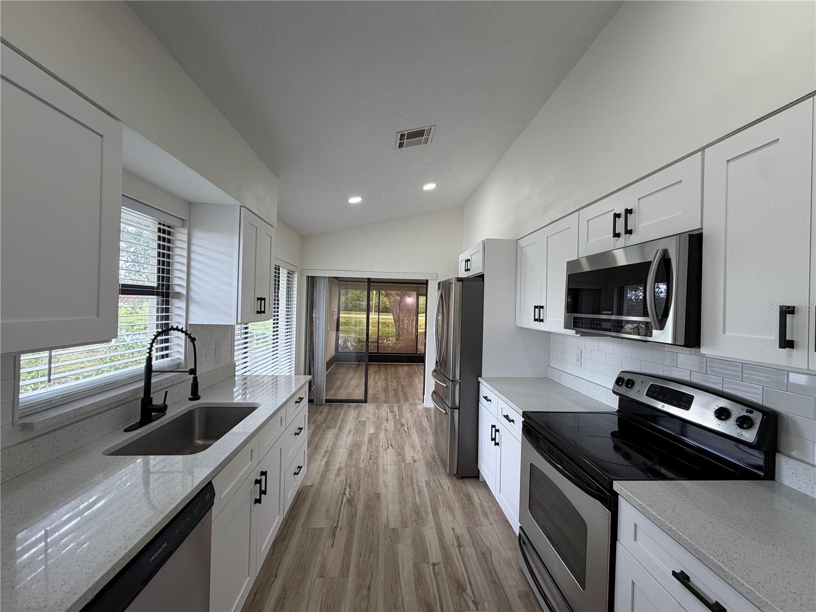 339 PEMBROKE LN S #228 — photo 4