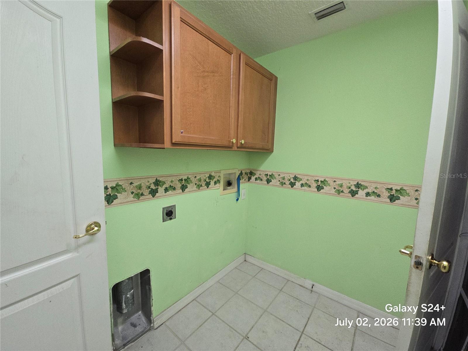 4106 BALINGTON DR — photo 32
