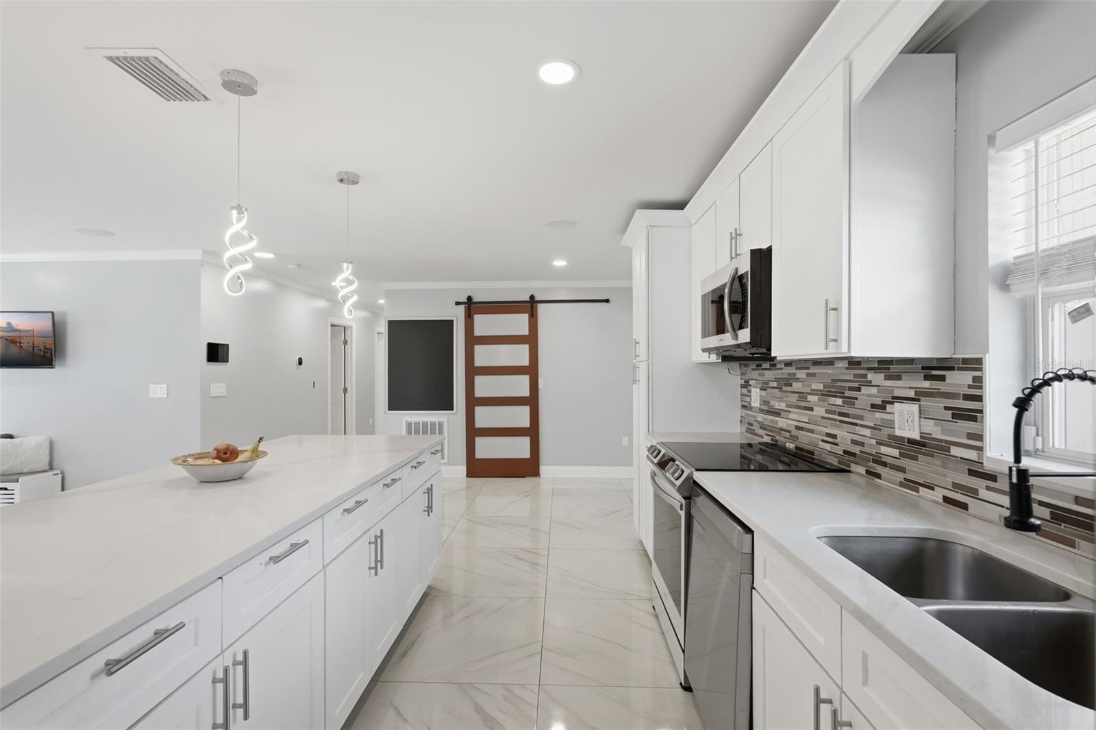 16700 AUBURNDALE LN — photo 14