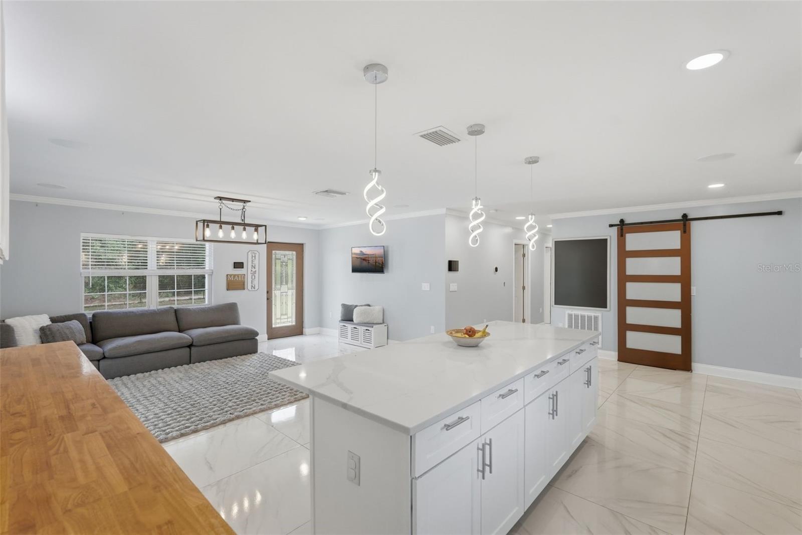 16700 AUBURNDALE LN — photo 8