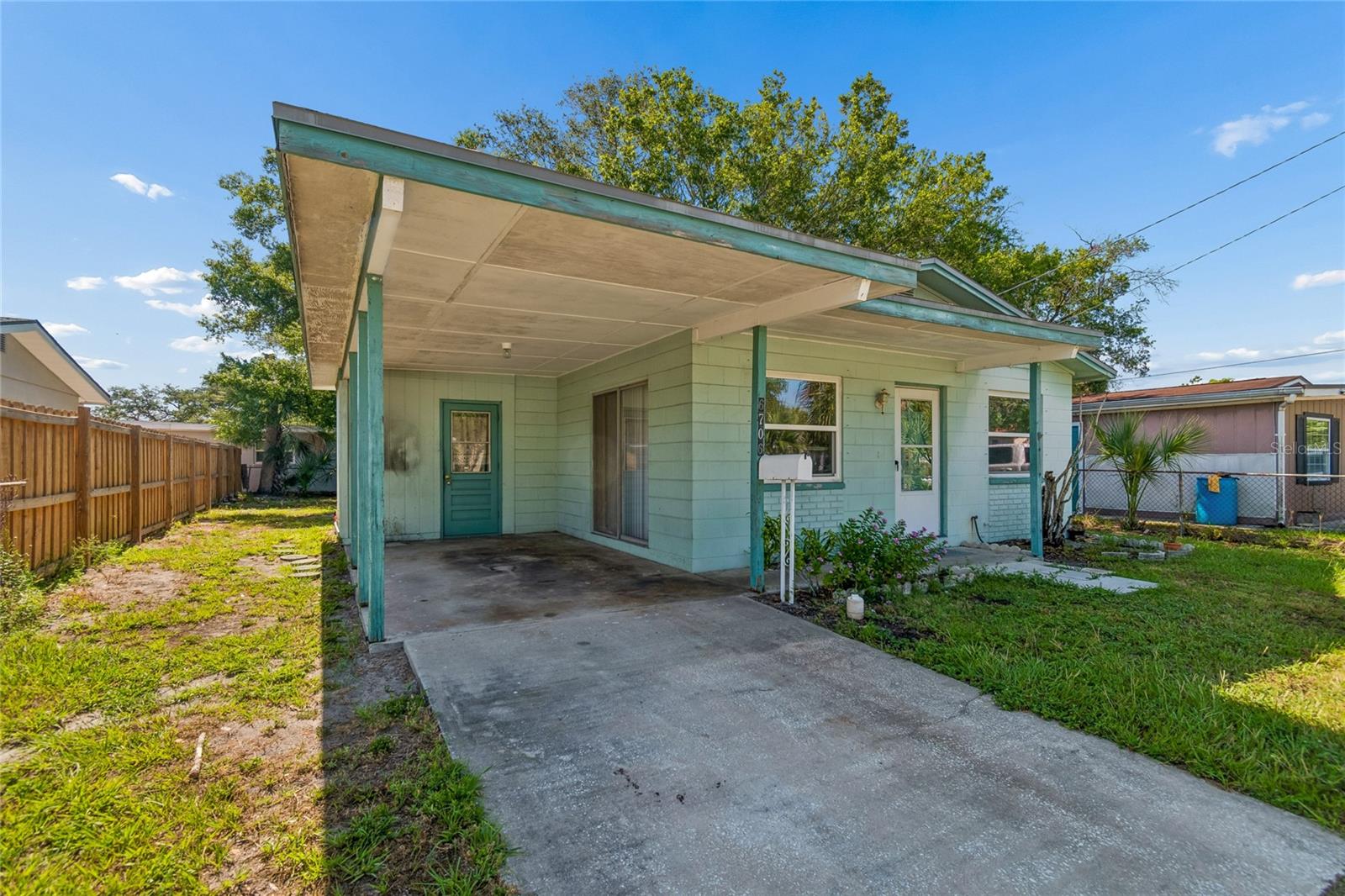6706 S MASCOTTE ST — photo 21