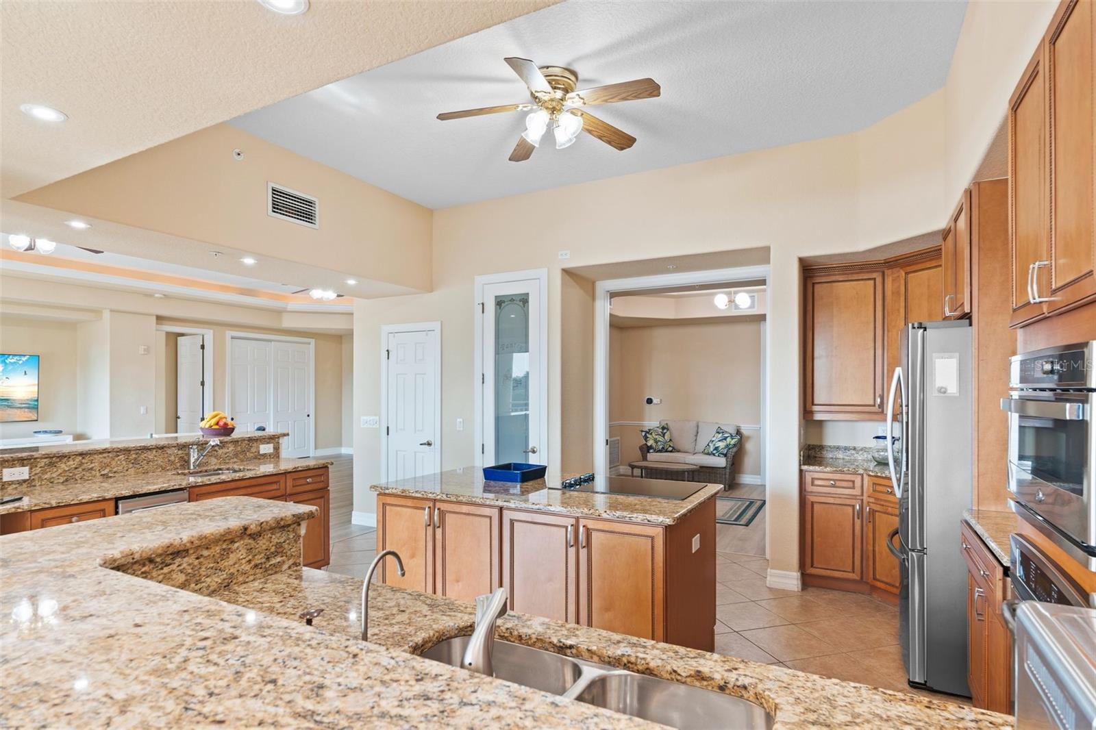 6100 JESSIE HARBOR DR #202 — photo 42