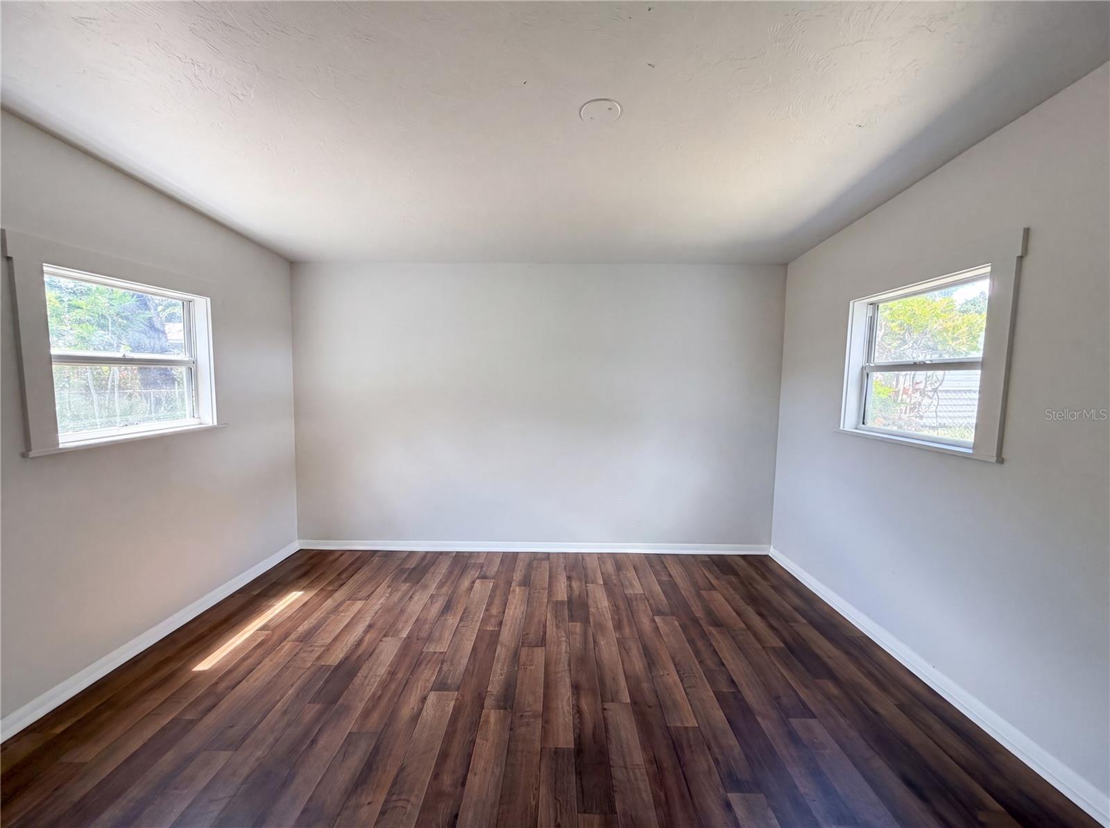 607 33RD AVENUE E — photo 16