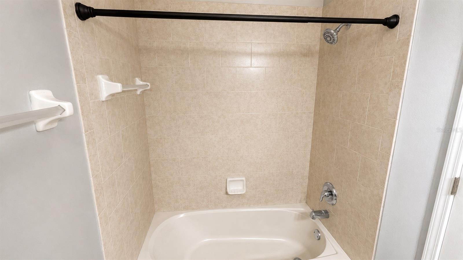 3696 PARKRIDGE CIR #26-105 — photo 28
