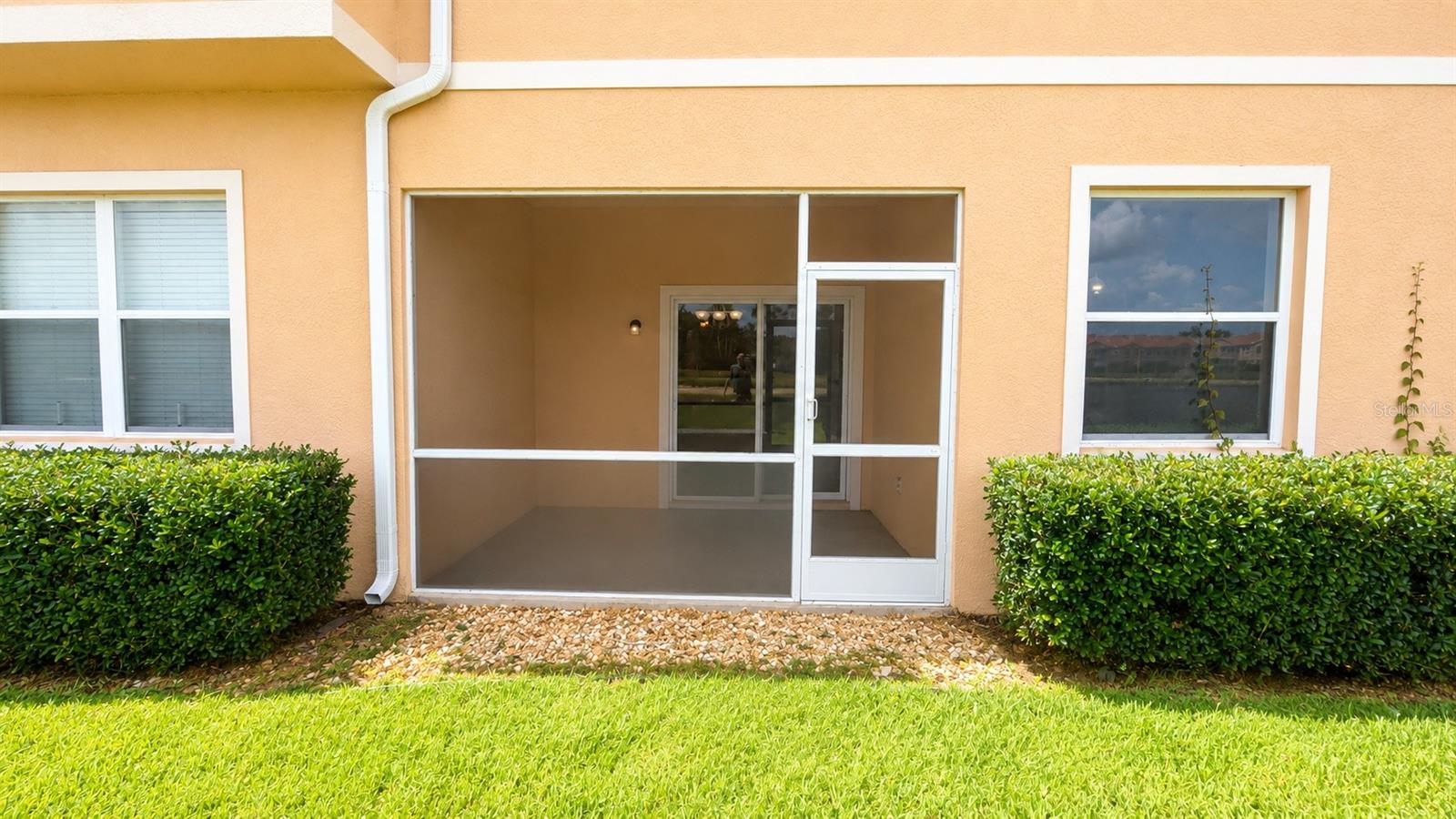 3696 PARKRIDGE CIR #26-105 — photo 12