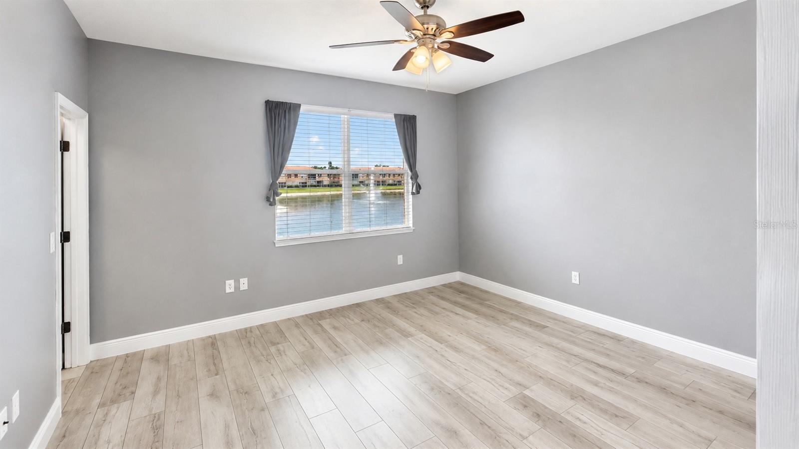 3696 PARKRIDGE CIR #26-105 — photo 16