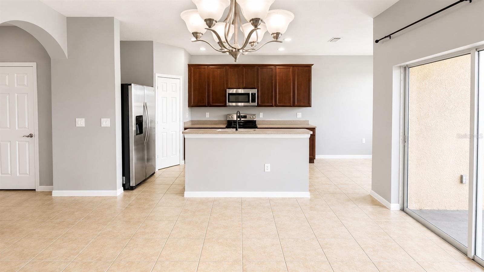 3696 PARKRIDGE CIR #26-105 — photo 6