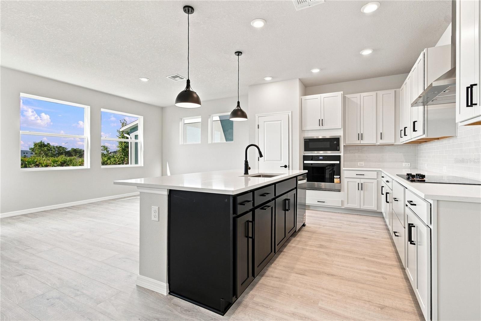 3395 YELLOW CASSIA DR — photo 3