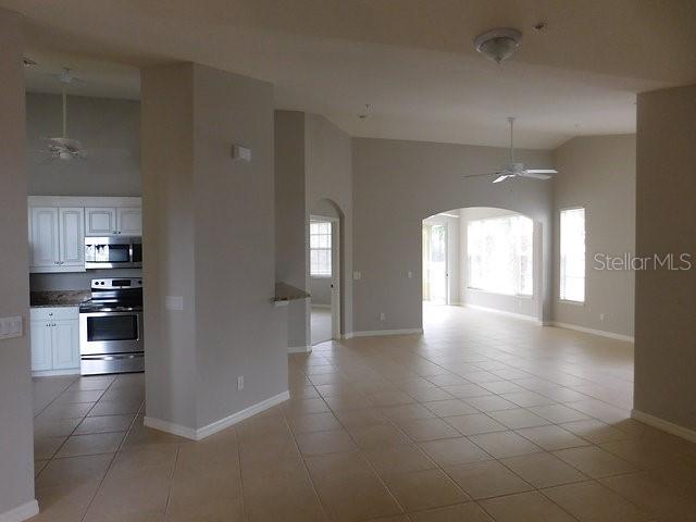 1669 MONARCH DR #204 — photo 3