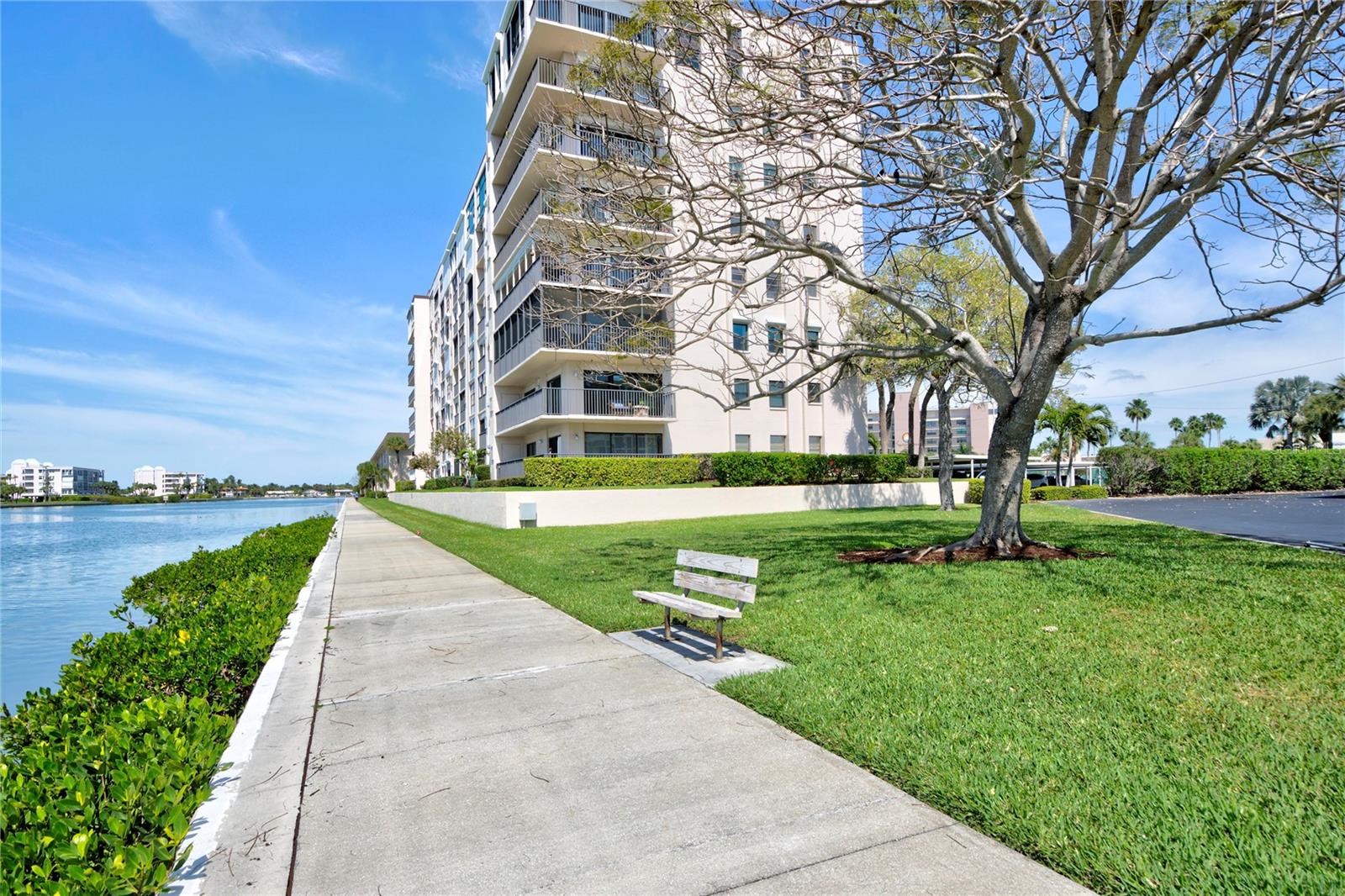 7600 SUN ISLAND DR S #804 — photo 3