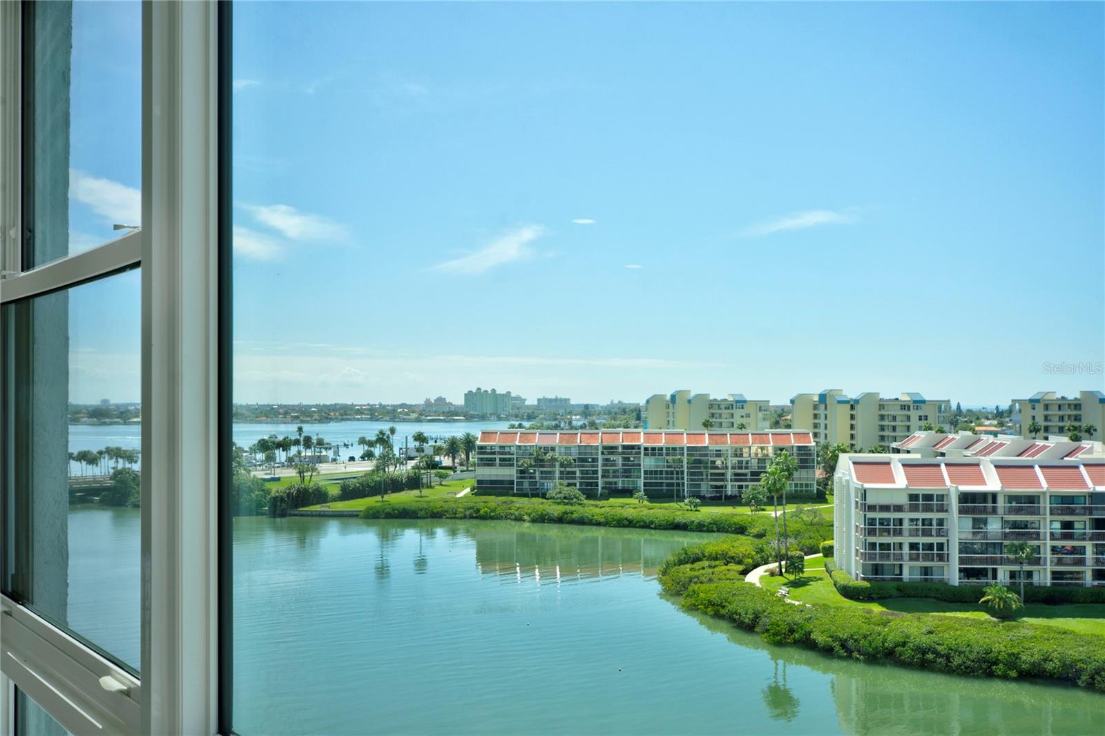 7600 SUN ISLAND DR S #804 — photo 38