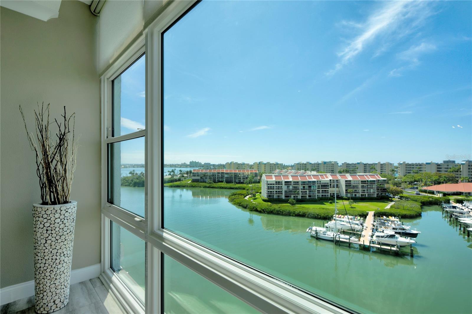 7600 SUN ISLAND DR S #804 — photo 35